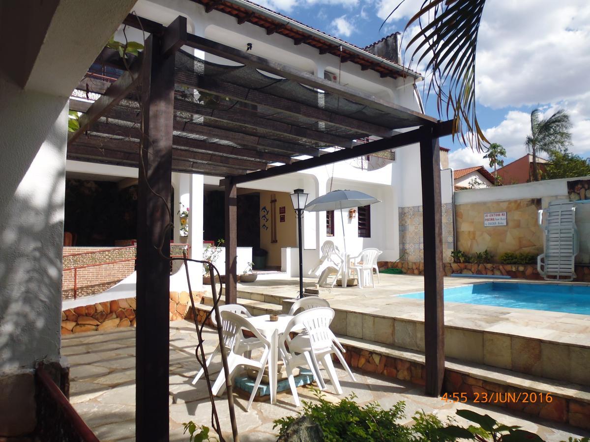 Pousada Pollyana Pirenopolis Bagian luar foto
